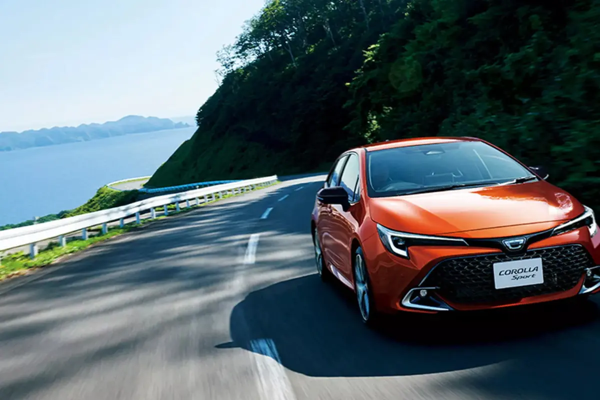 Pensiunkan Mesin Bensin, Toyota Hanya Jual Corolla Versi Hybrid (Carscoops)