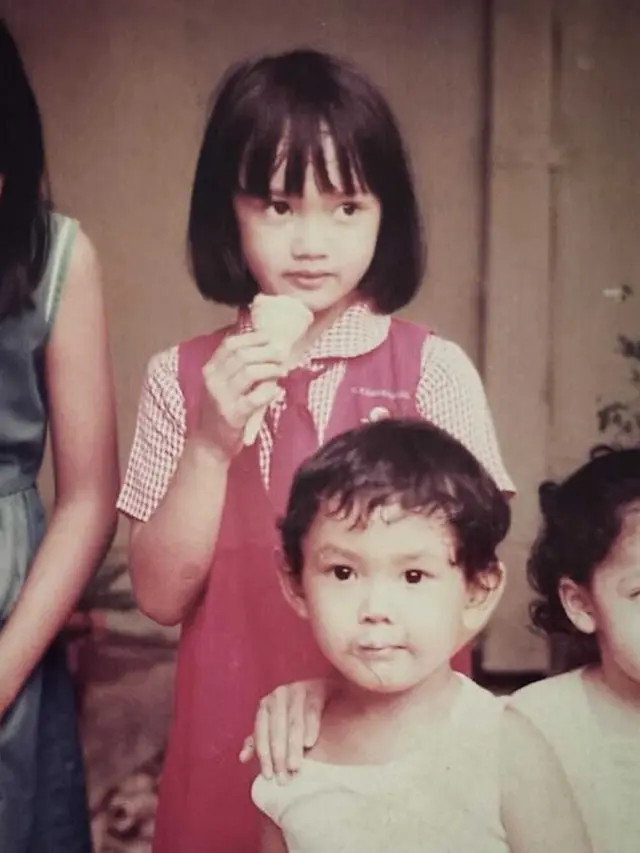 Genap 43 Tahun, Ini 6 Transformasi Sara Wijayanto yang Awet Muda Hingga Kini