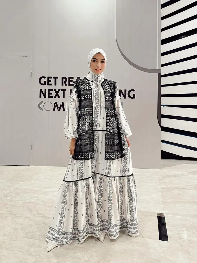 6 Inspirasi Gamis Lebaran ala Artis, Nia Ramadhani hingga Tissa Biani