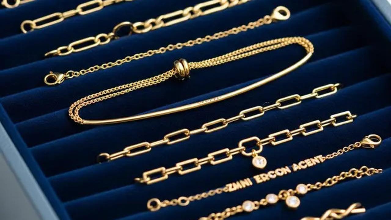 Selain Cuff Mutiara Mini, Ini Model Gelang yang Cocok buat Tangan Berisi