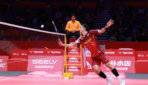Tunggal putra Indonesia Jonatan Christie dikalahkan Kunlavut Vitidsarn dari Thailand pada laga pertama Grup A BWF World Tour Finals 2025 di Hangzhou Olympic Sports Centre Gymnasium, China, Rabu (17/12). (foto: PBSI)