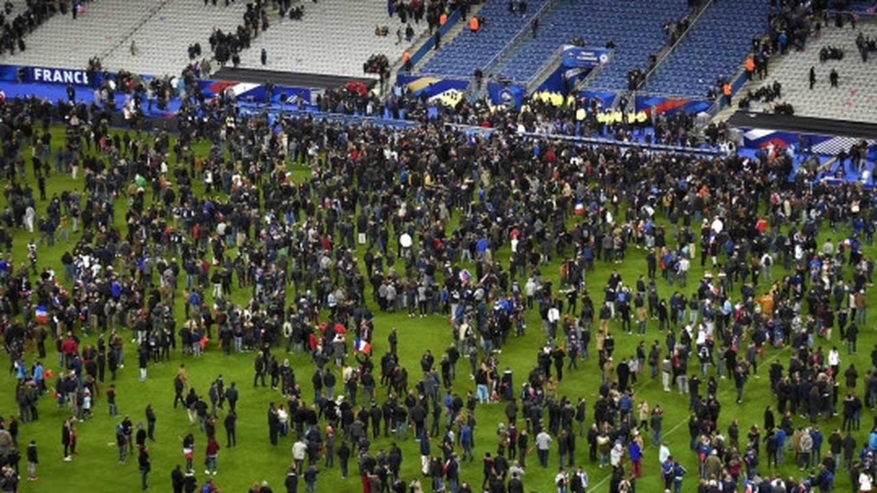 Suasana ribuan penonton laga Prancis-Jerman berhamburan akibat bom