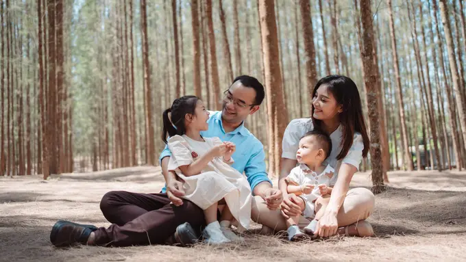 keluarga september cerita indah