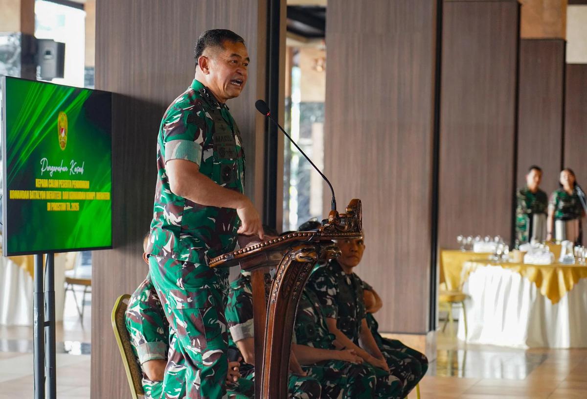 FOTO: Seratus Perwira TNI AD Siap Ikuti Pendidikan Kepemimpinan Infanteri di Pakistan
