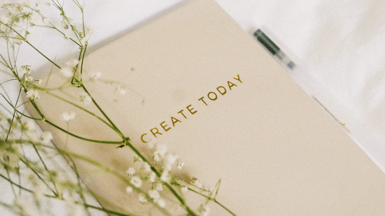 Ilustrasi buku diary/dok. Unsplash Calista