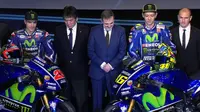 Kemesraan Rossi dan Vinales dalam Peluncuran Motor Baru Yamaha