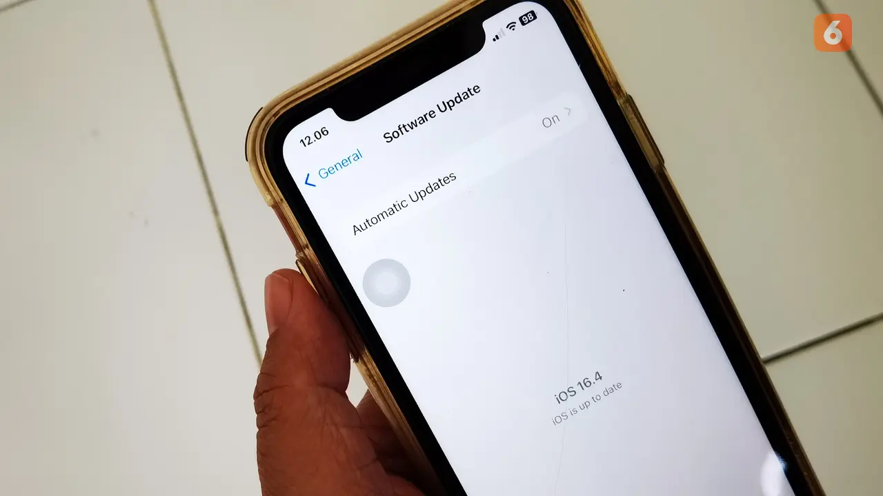Begini Cara Mudah Update iOS 16.4 di iPhone