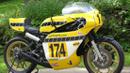 Yamaha TZ750 --- Sport bike besutan yamaha ini memiliki kapasitas mesin yang cukup besar untuk sebuah motor 2-tak. Mesin 750cc 4-silinder segaris 2-tak mampu memberikan tenaga sebesar 110 Hp. Dapur pacu ini bisa mengantarkan motor ini hingga 273 km/h. (Source: classicsportbikeforsale.com)