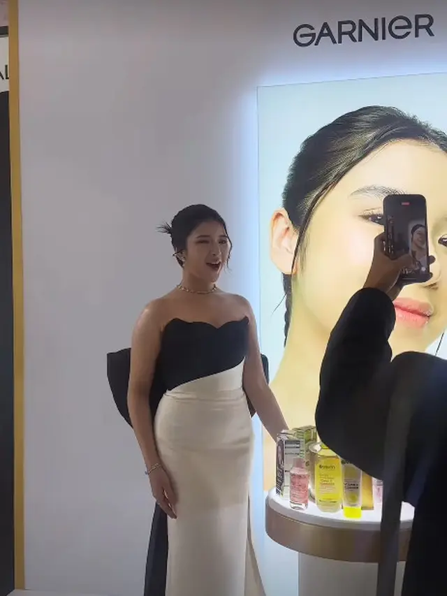 Pesona Good Looking Khas Perempuan Indonesia dari Cinta Laura Kiehl, Putri Marino dan Tiara Andini dalam Balutan Dress Hitam