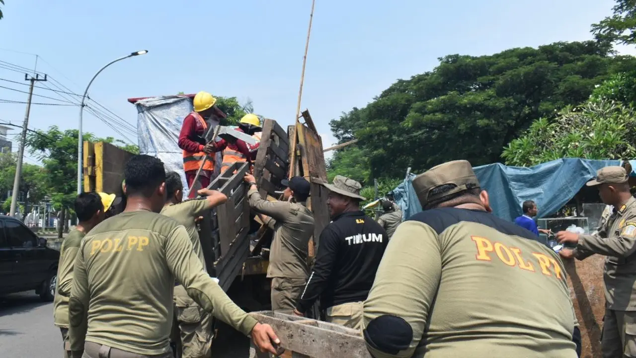 Satpol PP Surabaya
