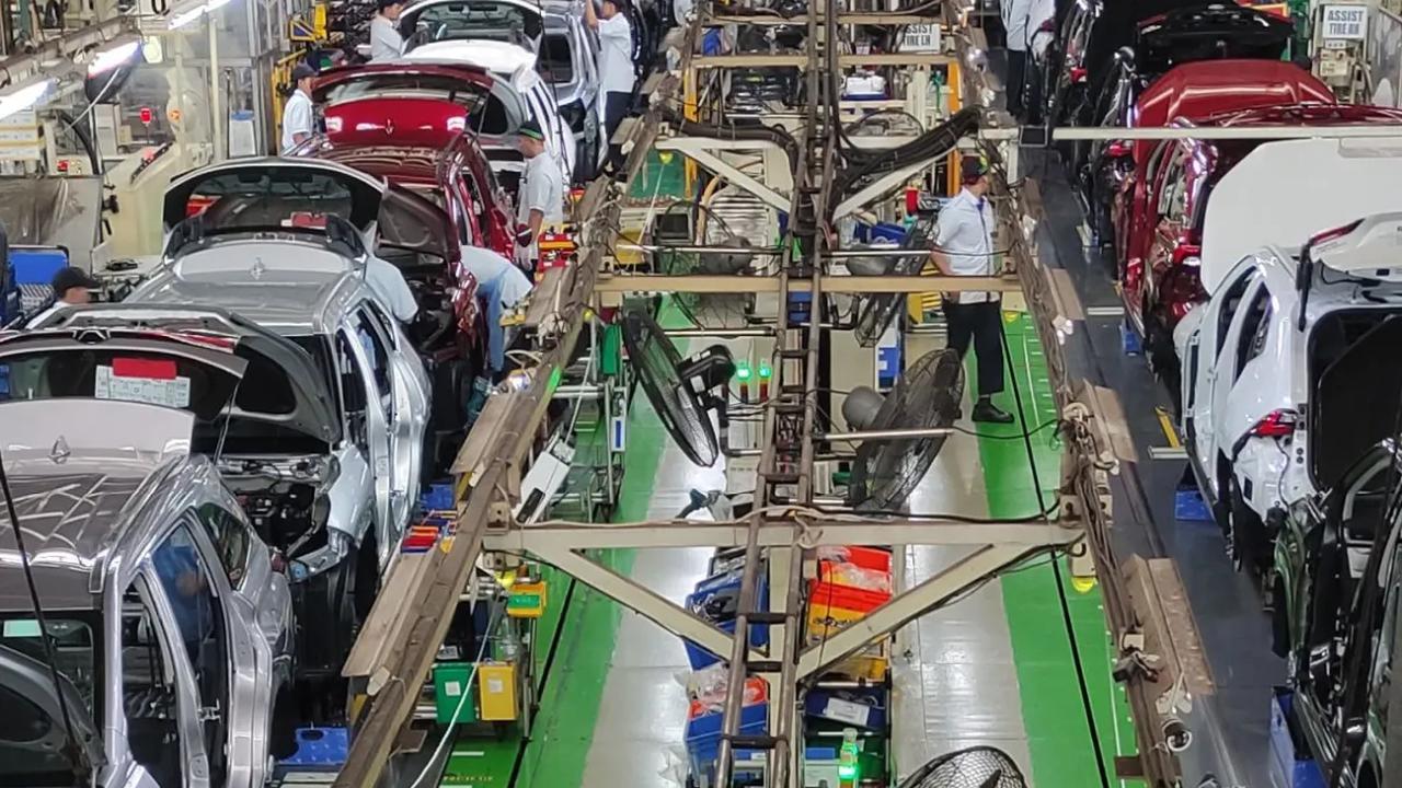 Vietnam Pesan Mobil Konversi Ambulans dari Toyota Indonesia