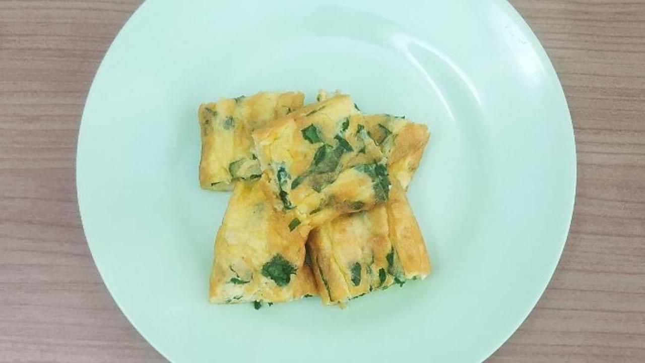 7. Telur Gulung Pakcoy Keju