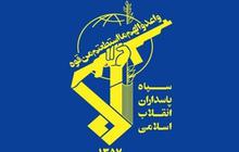 Iran Klaim Lakukan Serangan Balasan di Oman, Targetkan Logistik Kapal Induk AS