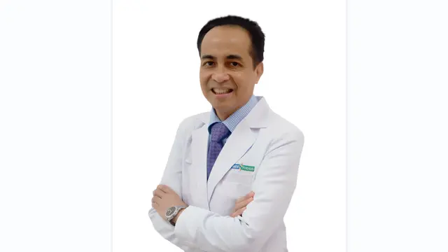 Prof. Dr. dr. Andri Lubis, Sp.OT (K), dokter spesialis ortopedi RS Siloam Mampang