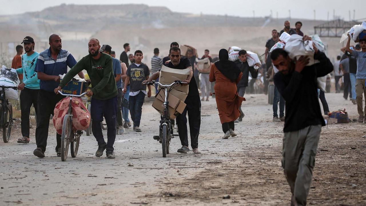 Israel Bunuh Hampir 50 Warga Palestina di Gaza dalam Sehari, Sebagian Ditembak Saat Menunggu Bantuan Makanan