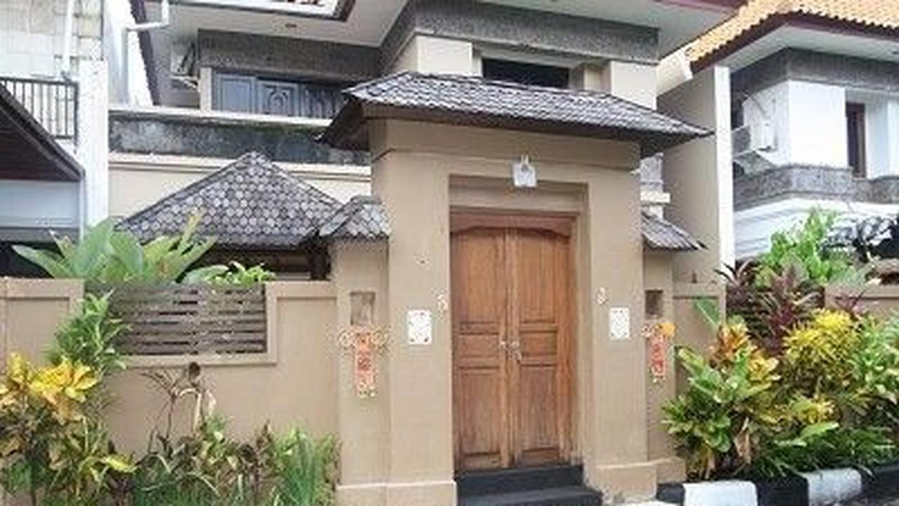 <b>Rumah Bali Modern Dengan Angkul-angkul</b><br>