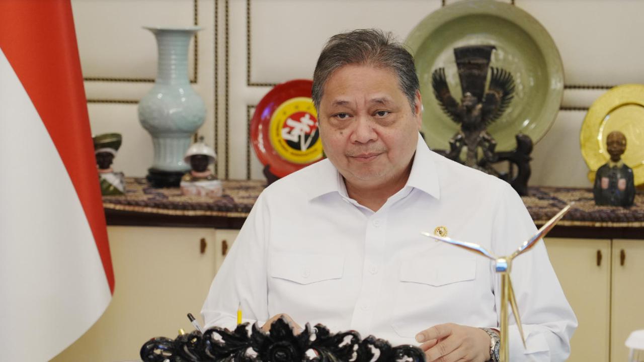 Menteri Koordinator Bidang Perekonomian Airlangga Hartarto, saat Rapat Koordinasi Komite Kebijakan Pembiayaan bagi UMKM, Selasa (24/12/2024). (Foto: ekon.go.id)