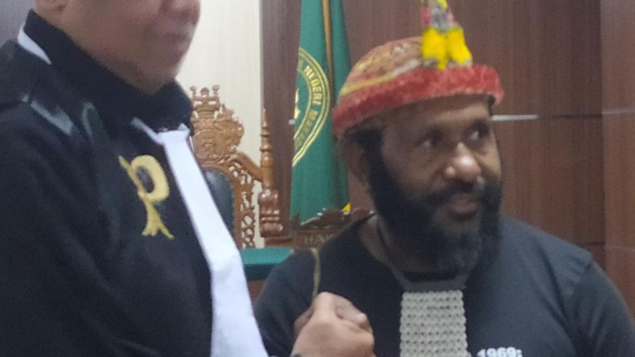 "Sehingga dengan dana yang diperoleh itu mereka gunakan untuk aset dan belanja lainnya. Cuma jumlah nilai yang didapat dengan aset belum berimbang," imbuhnya.
