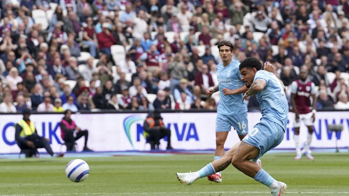 Momen-momen Menarik West Ham vs Nottingham Forest: 1 vs 2, Panas Hingga Peluit Akhir