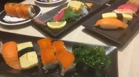 Menikmati Makanan Khas Jepang Terinspirasi Tokyo, Ada Aneka Kreasi Sushi. (Liputan6.com/Putu Elmira)