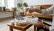 7 Cara Merawat Sepatu Putih yang Wajib Diketahui Pemilik Sneakers, Tidak Mudah Menguning