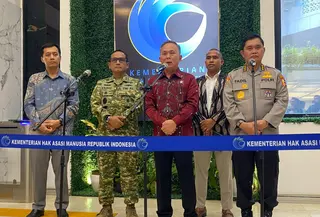 Wakil Menteri Hak Asasi Manusia (Wamen HAM) Mugiyanto menegaskan Kementerian HAM akan terus bersinergi dengan TNI dan Polri dalam penanganan berbagai persoalan di Papua. (Liputan6.com/Devira Prastiwi)