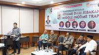 Majelis Nasional Korps Alumni Himpunan Mahasiswa Islam (MN KAHMI) resmi meluncurkan buku terbarunya berjudul Transformasi Birokrasi: Keluar dari Jebakan Middle Income Trap. (Liputan6.com/ Dok Ist)