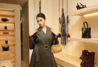 Ready to Wear dan bag Loewe, Makeup by Laura Mercier, Hair by Sisley, Model: Clara for Studio47.