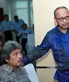 Pembajakan membuat musisi dan penyanyi tanah air merasa khawatir, tak terkecuali bagi musisi senior Ebiet G Ade. (Deki Prayoga/Bintang.com)