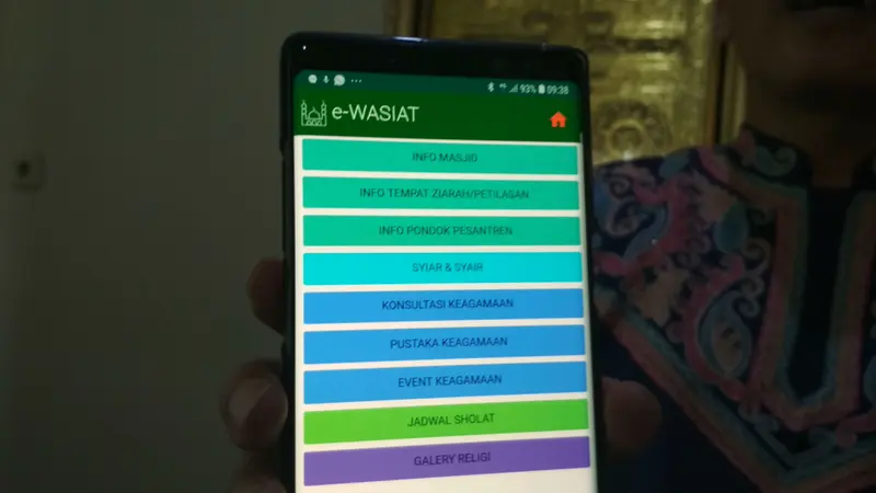 Aplikasi E-Wasiat Kado Istimewa Peringatan Hari Santri Nasional di Cirebon