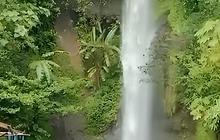 Beda dari yang Lain, Intip Keunikan Curug Ceret Naringgul di Cianjur yang Letaknya di Pinggir Jalan