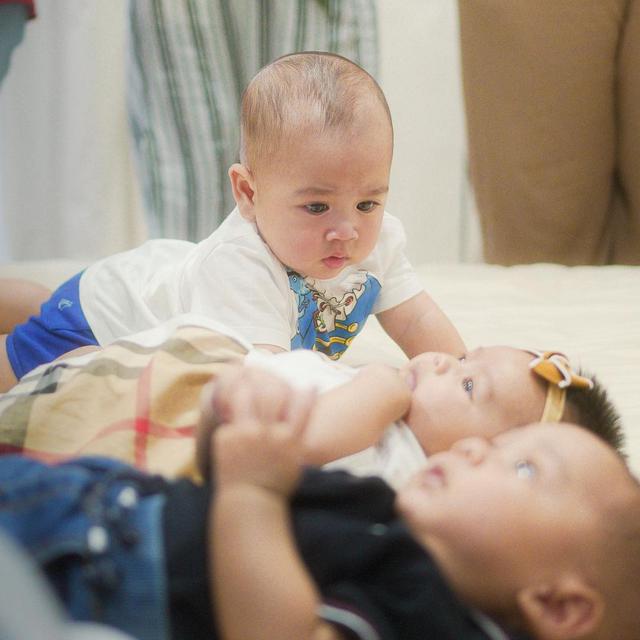 Rayyanza, Ameena dan Fatih Alias Baby L kumpul bareng (Foto: Instagram @raffinagita1717)