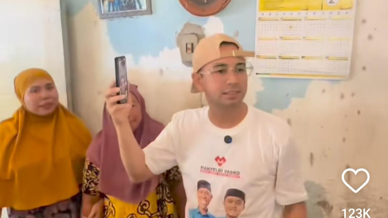 Potret Raffi Ahmad Kunjungi Rumah Keluarga Nagita Slavina di Sumatera Barat, Ada Foto Rieta Amilia & Gideon Tengker