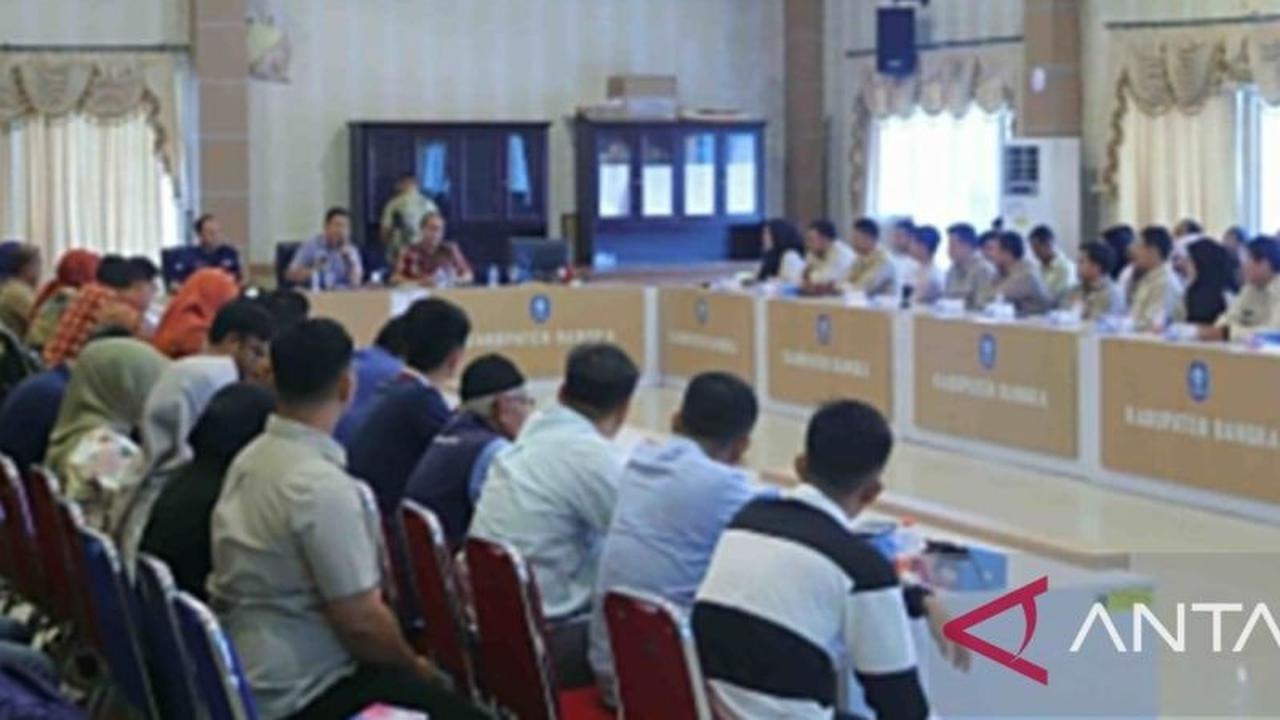 Bupati Bangka Dorong Keterlibatan Pelaku Usaha Kecil dalam SPPG untuk Ekonomi Lokal