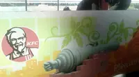Gambar Interior Dianggap Porno, Warga Surabaya Protes ke KFC