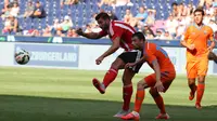 LEVEL TERBAIK - Graziano Pelle menilai Southampton FC belum bermain di level terbaik saat melakukan pramusim di Austria. (Bola.com/Reza Khomaini)  