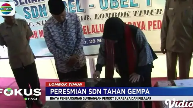 Pembangunan kembali sekolah ini menelan biaya cukup besar karena dibuat tahan gempa hasil rancangan para insinyur dari Institut Teknologi Surabaya.