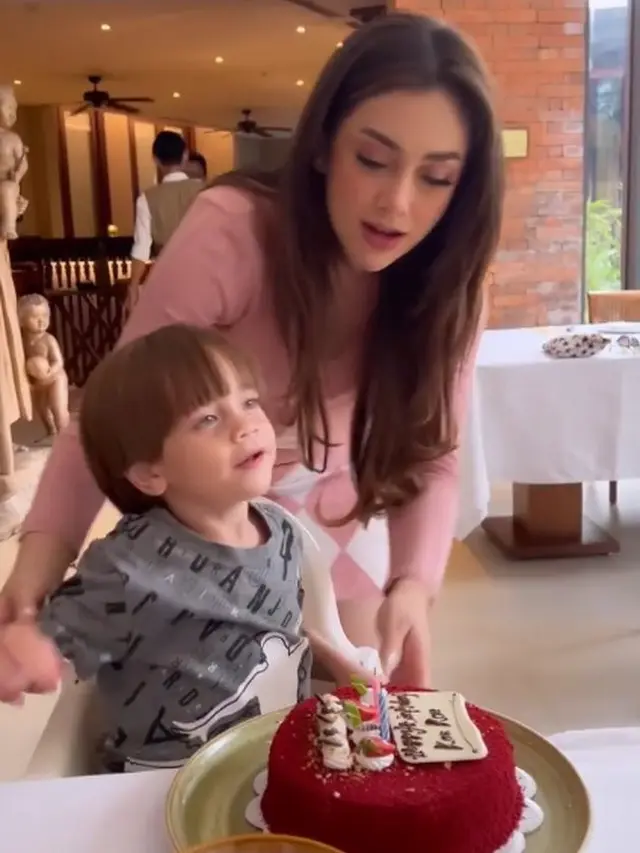 Tanpa Stefan William, Ini 7 Potret Celine Evangelista Rayakan Ulang Tahun Anak