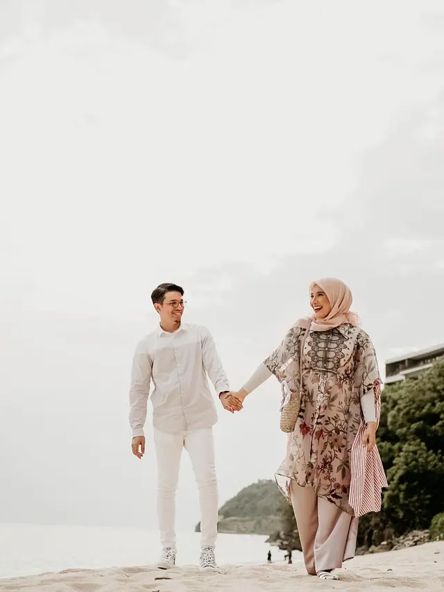 Zaskia Sungkar dan Irwansyah. (Foto: Instagram @zaskiasungkar15)