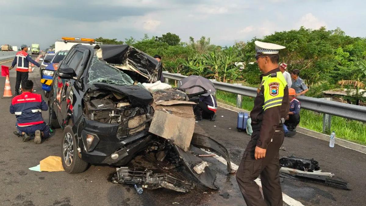 Mobil Anggota DPR Gus Hilman Kecelakaan di Tol Paspro, 2 Orang Meninggal Dunia