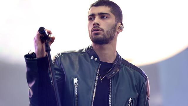 Lirik Lagu Let Me Bentuk Janji Setia Zayn Malik Showbiz Liputan6 Com