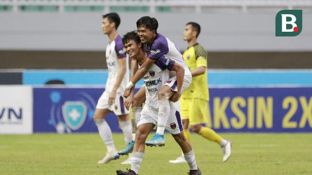 Foto: Persita Comeback untuk Paksakan Hasil Imbang 2-2 Melawan Borneo FC dalam Pekan ke-6 BRI Liga 1 2021 / 2022