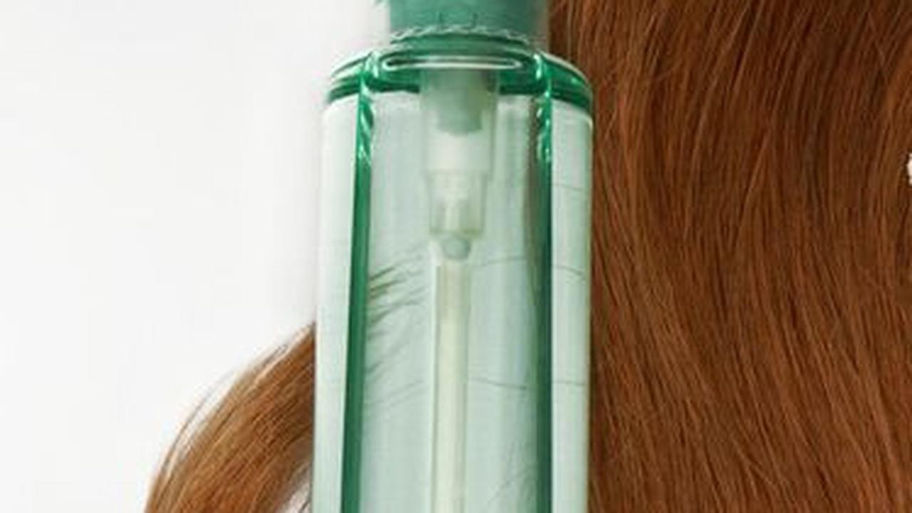 4. Hindari Sampo dengan Bahan Pemicu Iritasi untuk Kulit Kepala Sensitif<br>