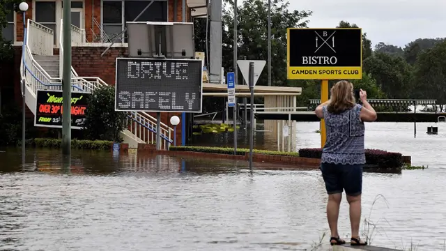 FOTO: Sydney Terendam Banjir Akibat Hujan Deras