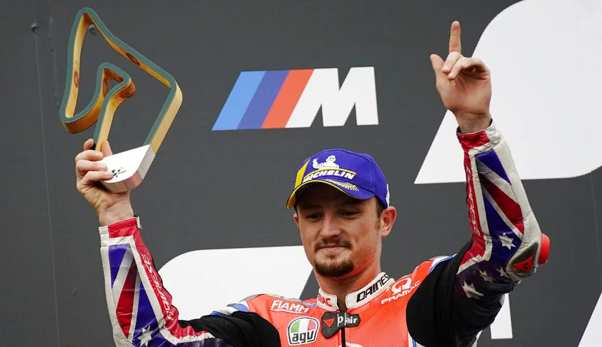3. Jack Miller (Ducati) - Posisi ketiga klasemen sementara dihuni Jack Miller dengan koleksi 56 poin. Dia melejit dari posisi ketujuh, berkat podium kedua pada MotoGP Styria.  (AP/Steve Wobser)