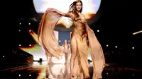 Barbara Palvin berjalan di panggung peragaan busana Victoria's Secret Fashion Show 2025 pada 15 Oktober 2025 di New York City. (Dimitrios Kambouris/Getty Images untuk Victoria's Secret/AFP)
