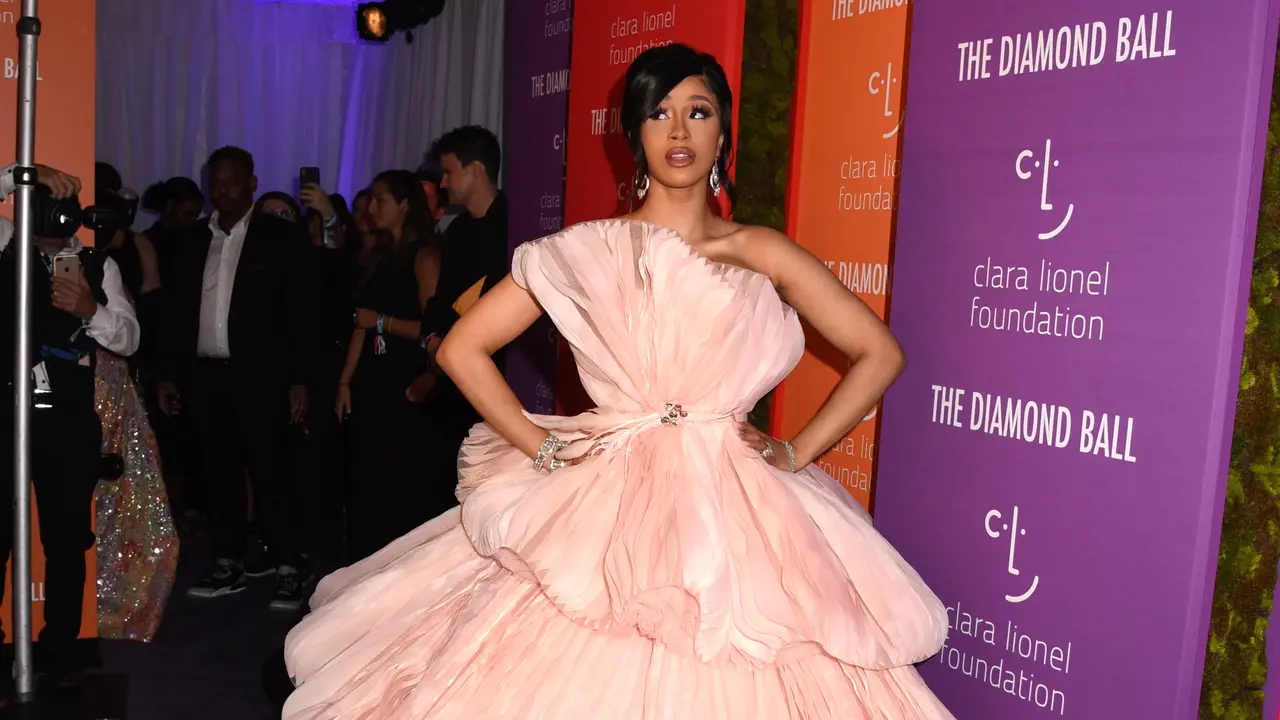 [Fimela] Cardi B