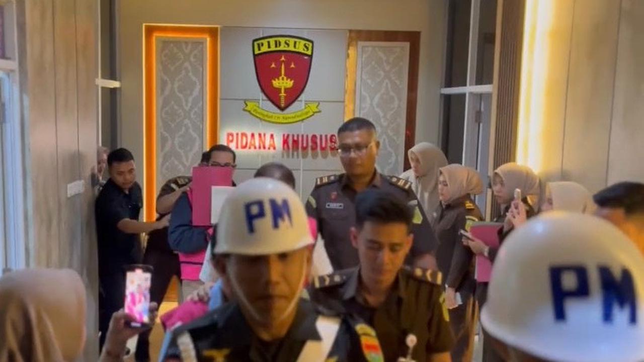 Kejati Tetapkan Tiga Orang Tersangka Korupsi PT LEB, Satu di Antaranya Mantan Bupati Tulang Bawang