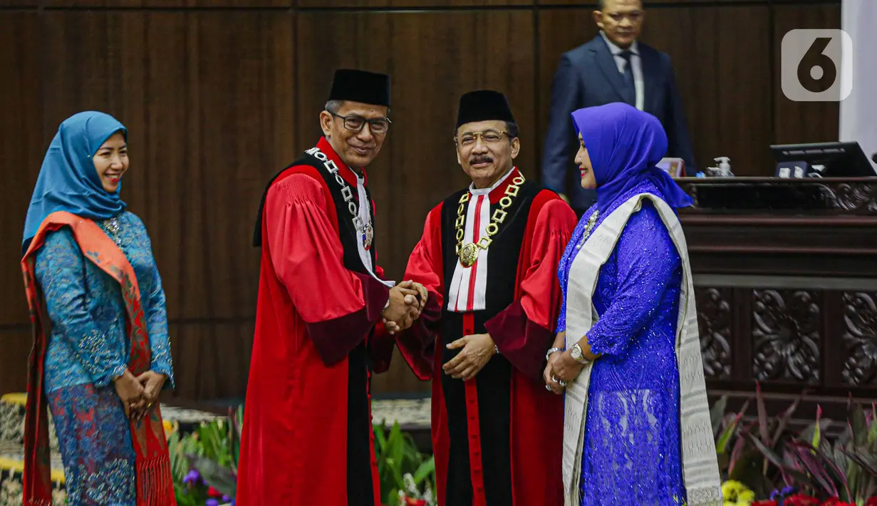 Suhartoyo terplilih sebagai Ketua MK melalui pemilihan secara musyawarah mufakat dalam rapat pleno hakim secara tertutup pada Kamis (9/11). (Liputan6.com/Faizal Fanani)