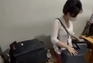 Heboh Wanita Cantik Nyamar Jadi Pramugari Batik Air